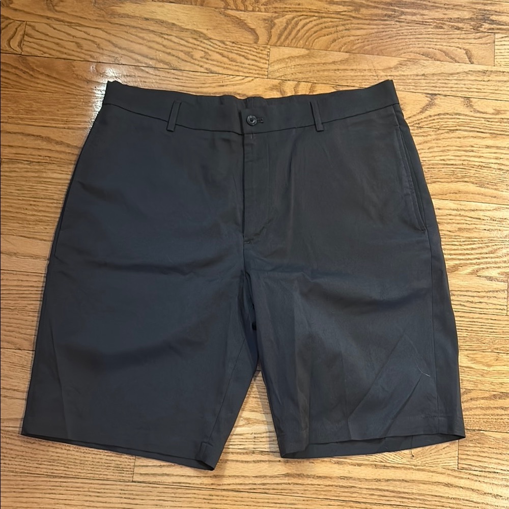Walter Hagen Gray Shorts